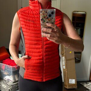 Eddie Bauer first ascent stormdown 800 vest - small